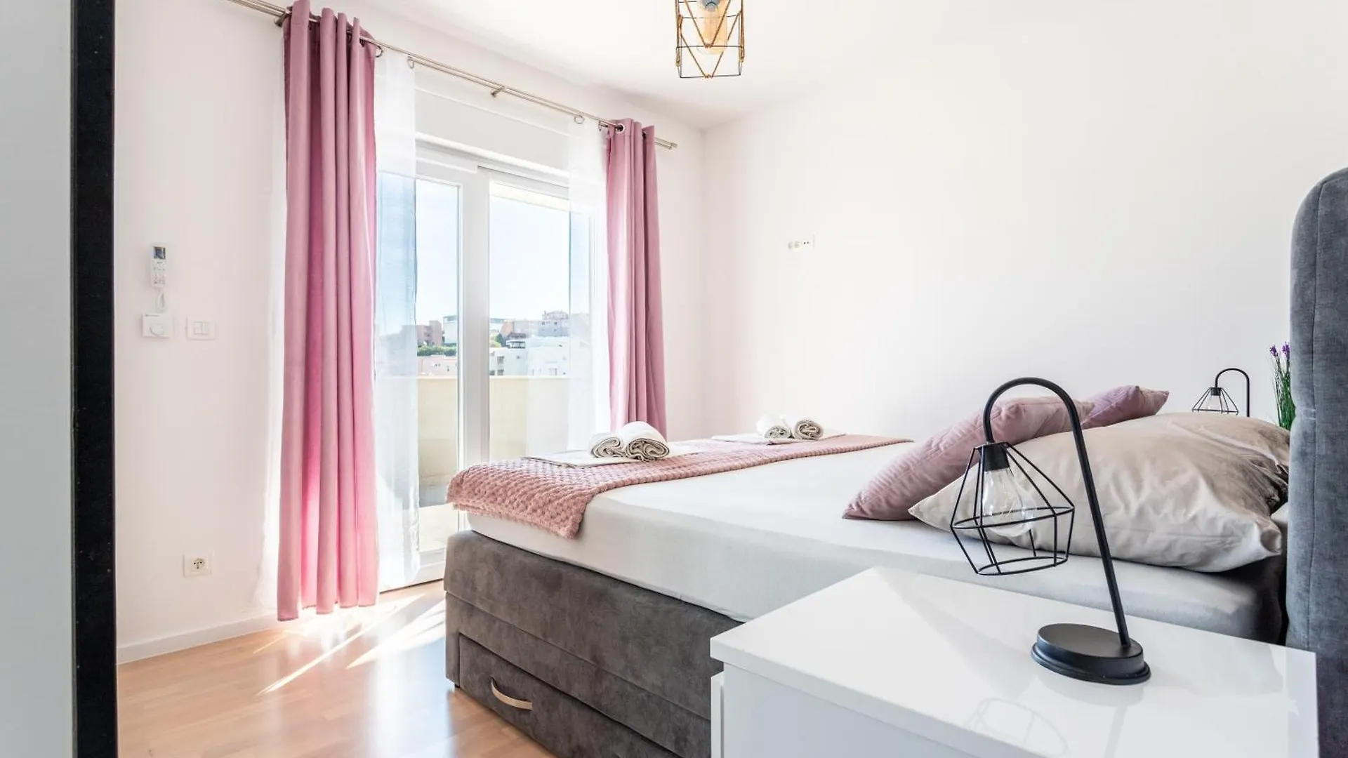 Apartment New Luxury 3-Bedroom Penthouse With Huge Terrace Split Croatia