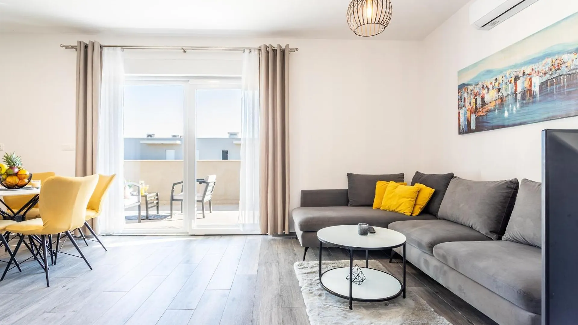 Apartment New Luxury 3-Bedroom Penthouse With Huge Terrace Split Croatia