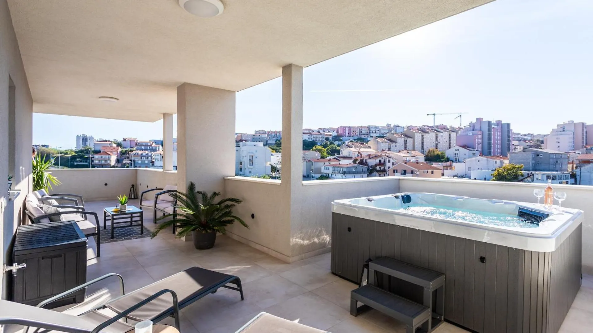New Luxury 3-Bedroom Penthouse With Huge Terrace Split