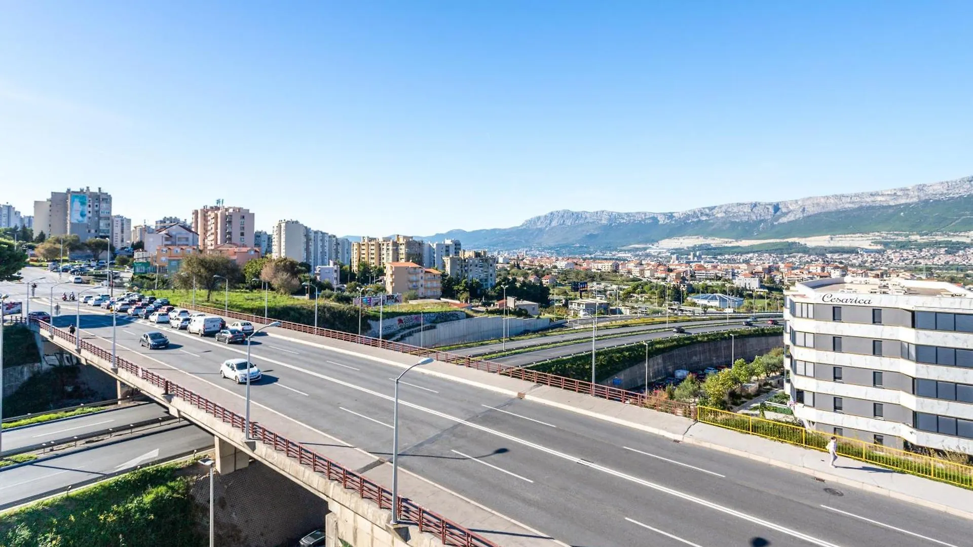 Apartment New Luxury 3-Bedroom Penthouse With Huge Terrace Split