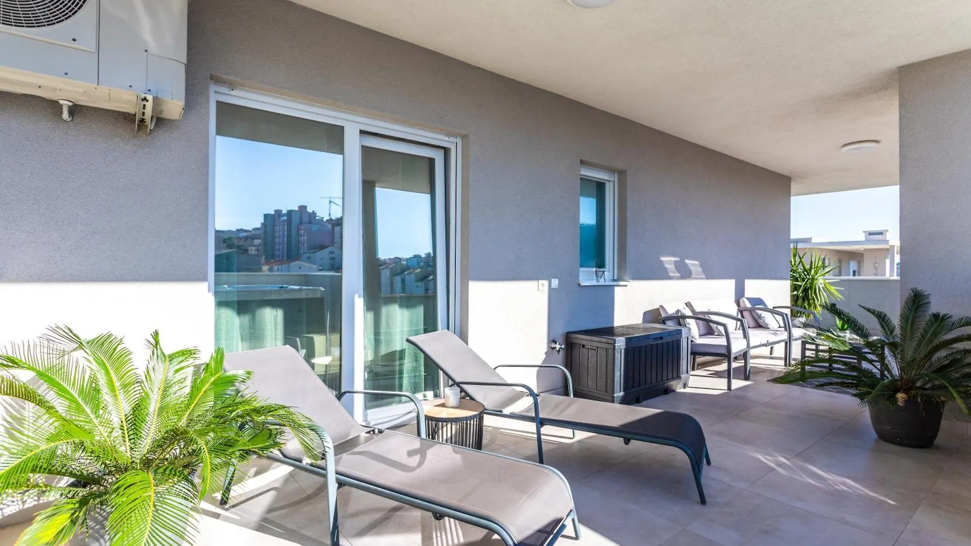 New Luxury 3-Bedroom Penthouse With Huge Terrace Split 0*,  Croatia